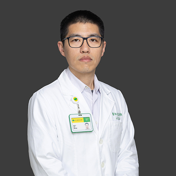 主治醫師：盧俊叡